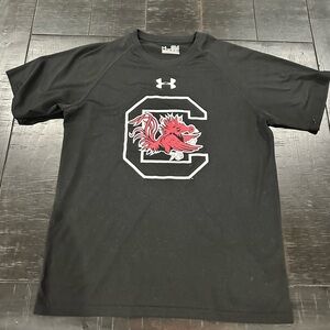 South Carolina Gamecocks men’s  black Under Armour tshirt. Size small.